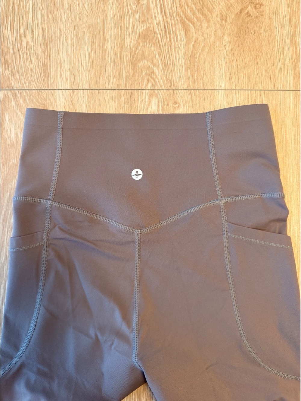 Halara Tummy Control 7/8 Legging - Picture 3 of 4